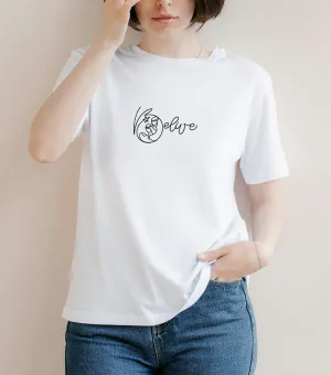 Dámske vianočné tričko- BELIEVE minimalistická vianočná potlač